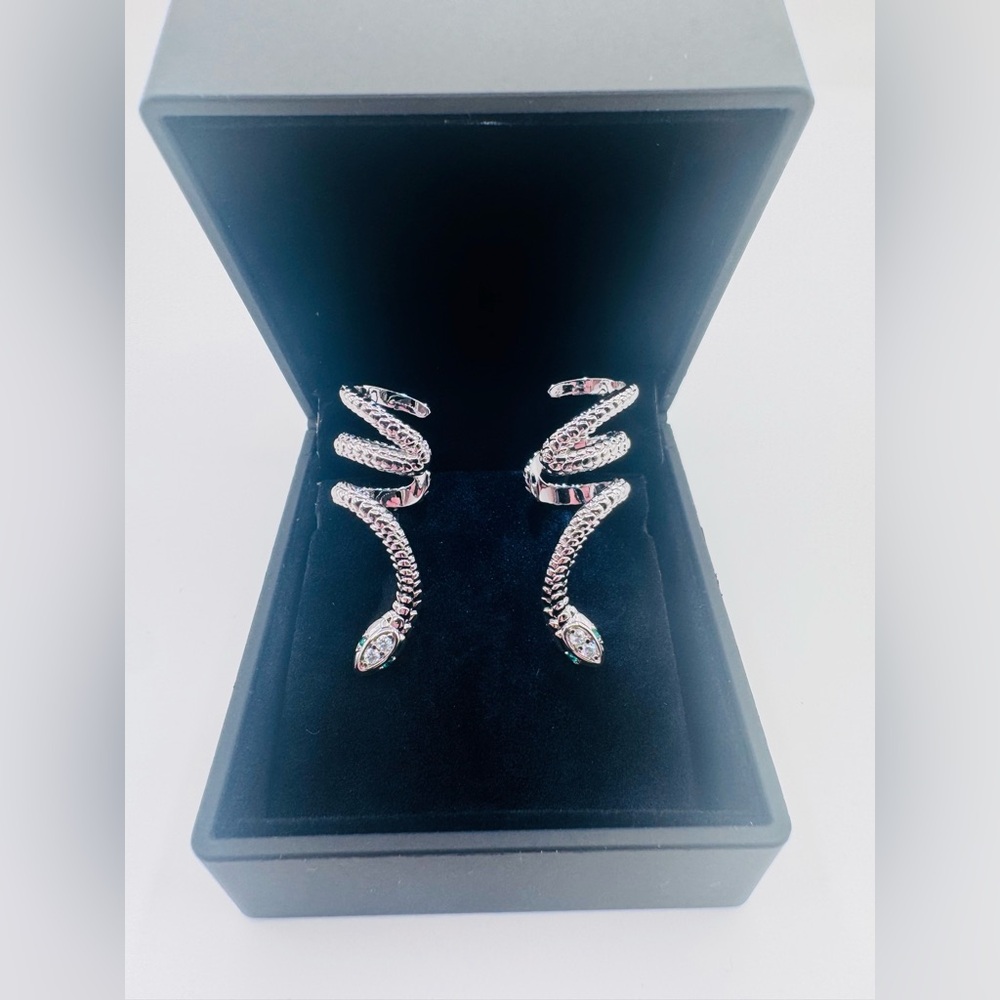 925s Sterling Silver Emerald & CZ Snake Serpent Ear Cuff Stud Earrings | NIB